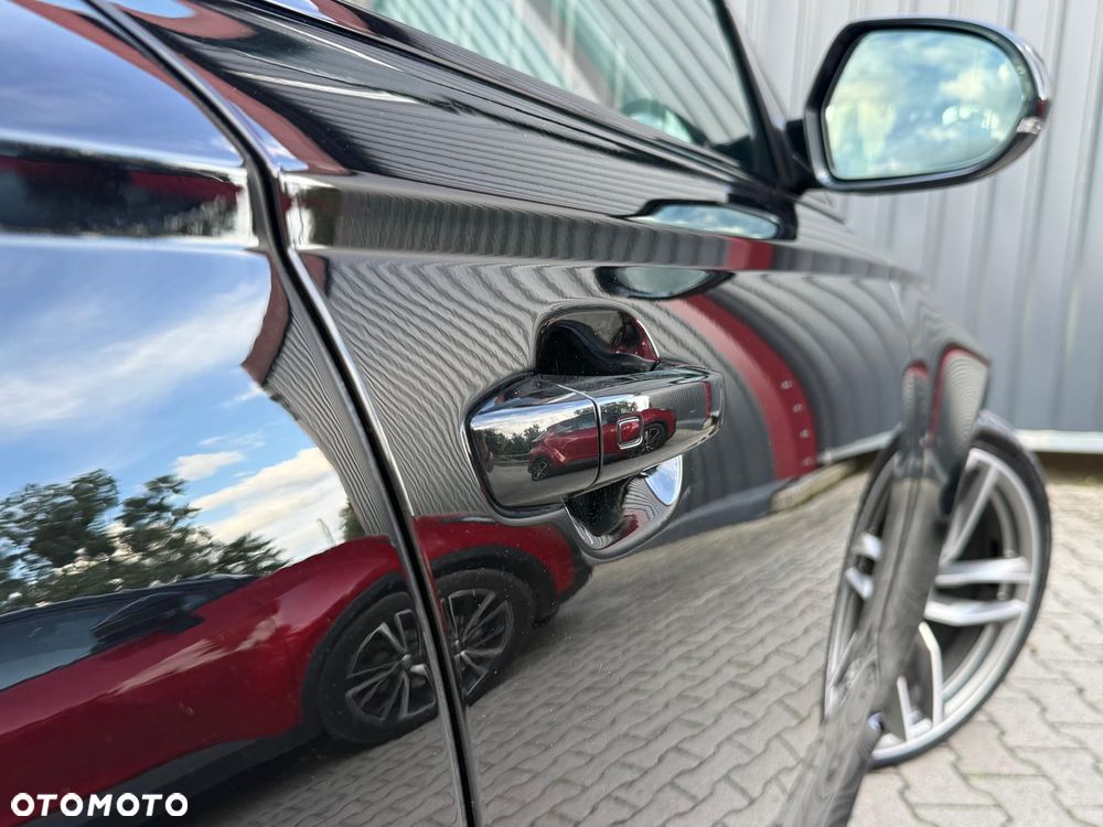 Audi RS6 Avant - 33