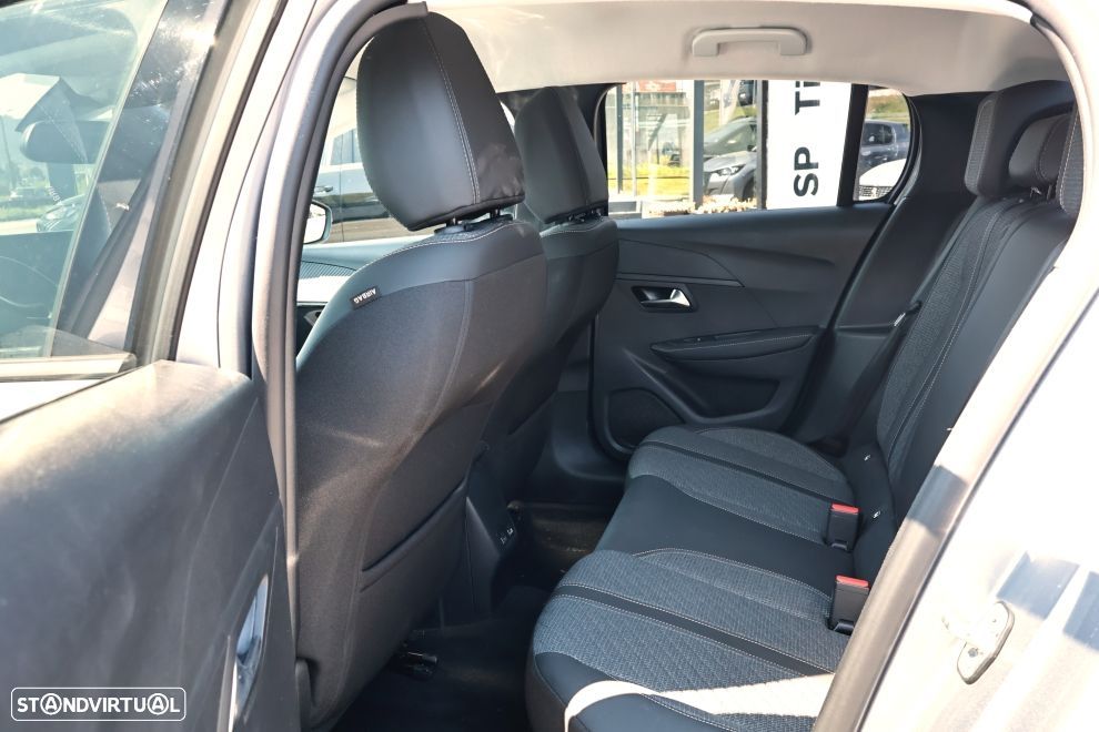 Peugeot 208 1.2 PureTech Allure - 16