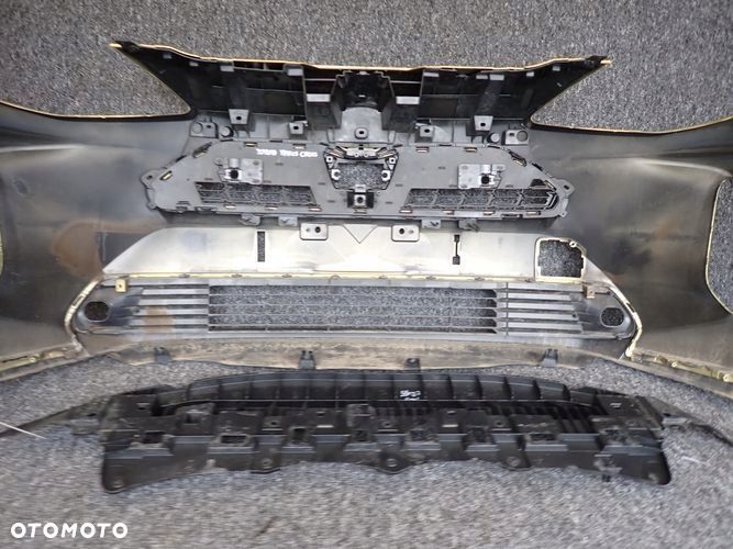 TOYOTA YARIS IV CROSS 20- zderzak przedni przód - 15