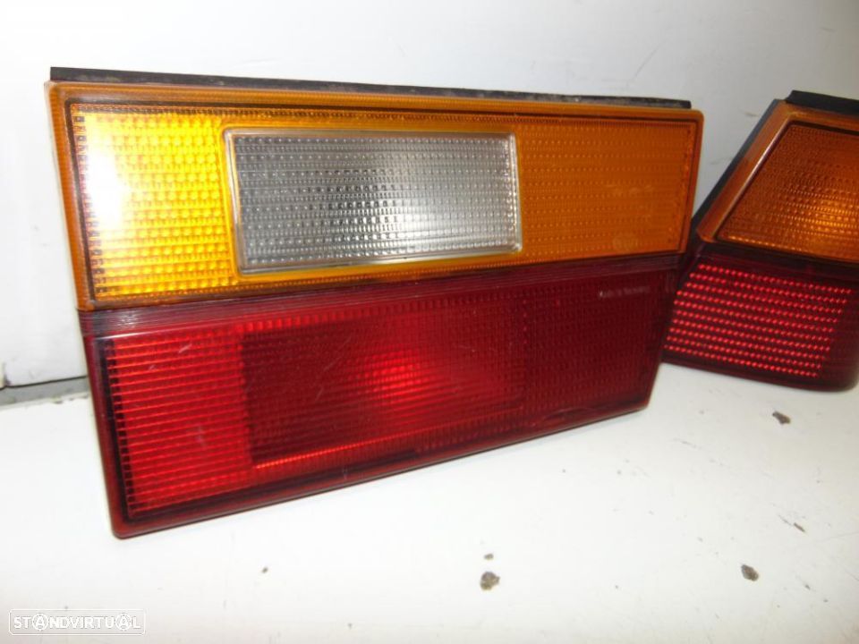 VW Passat modelo antigo farolins - 2