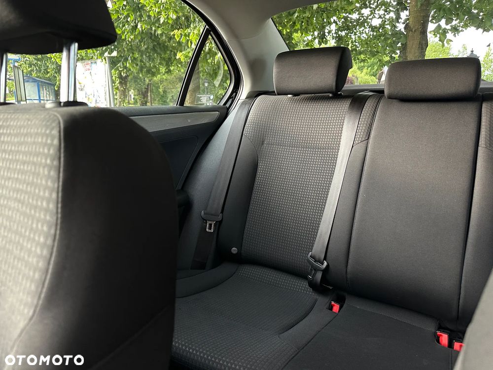 Volkswagen Jetta 2.0 TDI DPF BMT Comfortline - 17