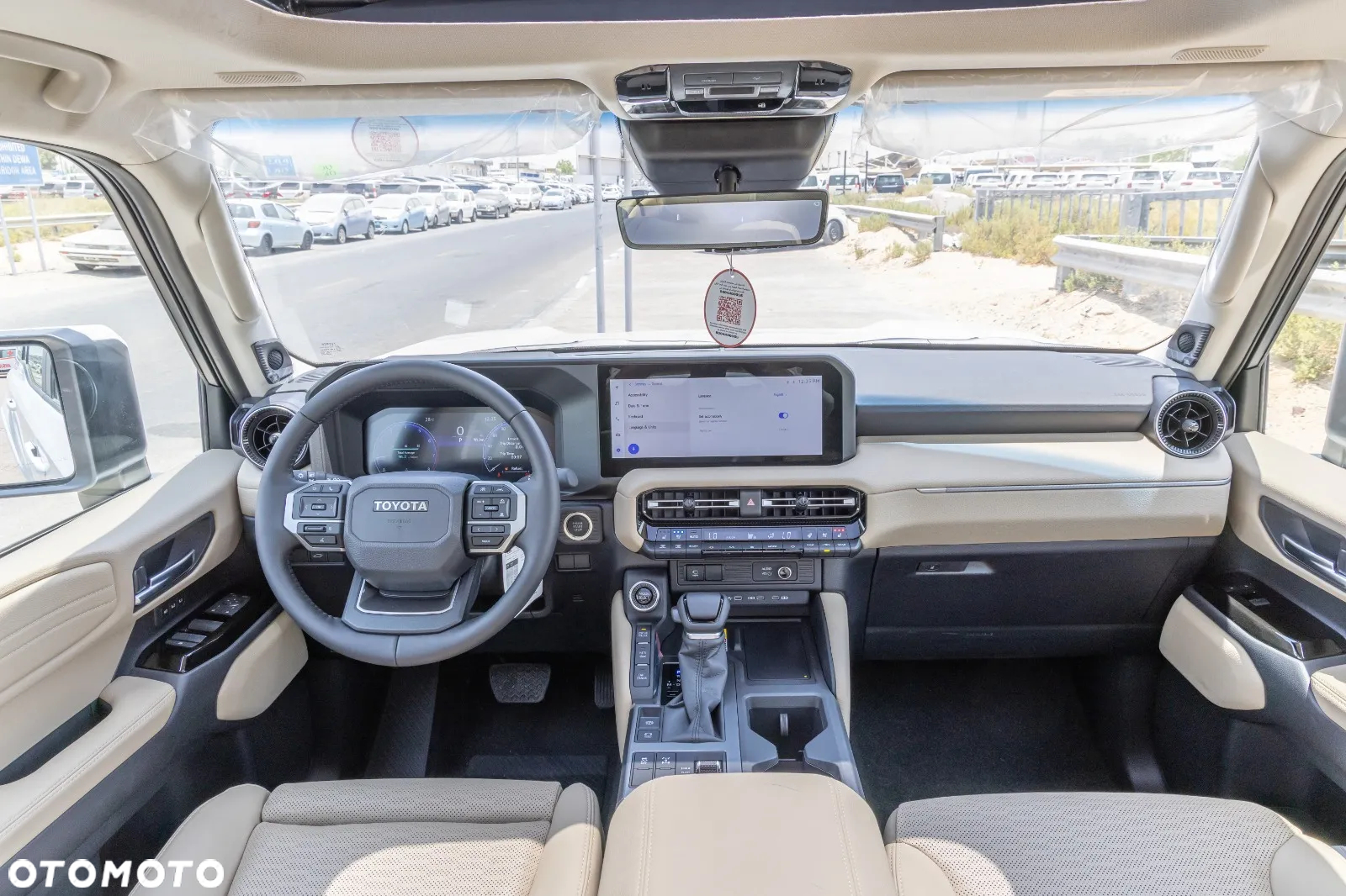 Toyota Land Cruiser - 33