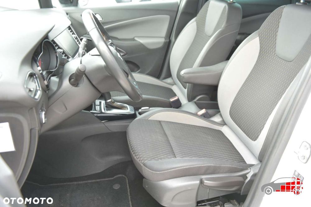 Opel Crossland X - 15