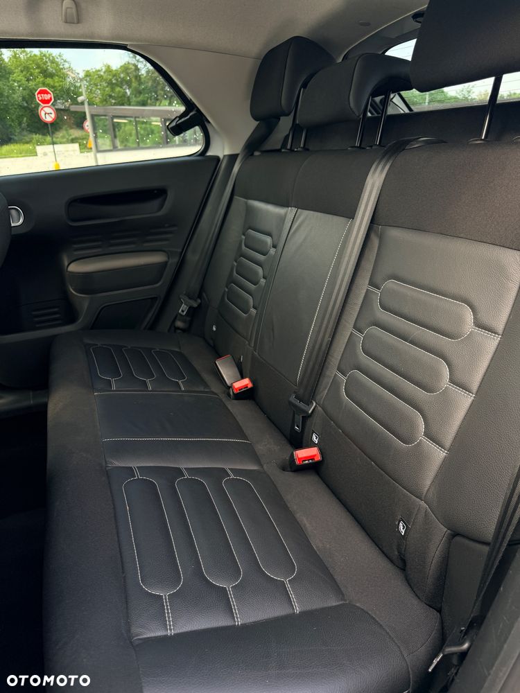 Citroën C4 Cactus 1.2 PureTech Shine Edition S&S - 13