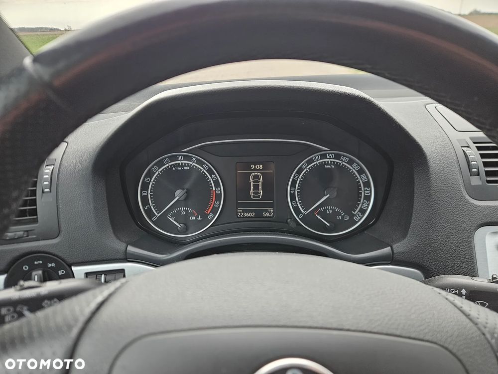 Skoda Octavia - 10