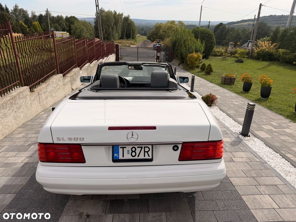 Mercedes-Benz SL - 13