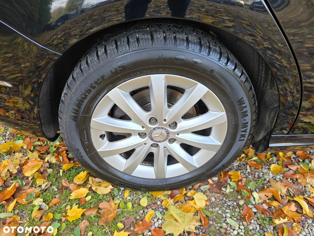 Mercedes-Benz Klasa B 180 BlueEFFICIENCY Edition - 17