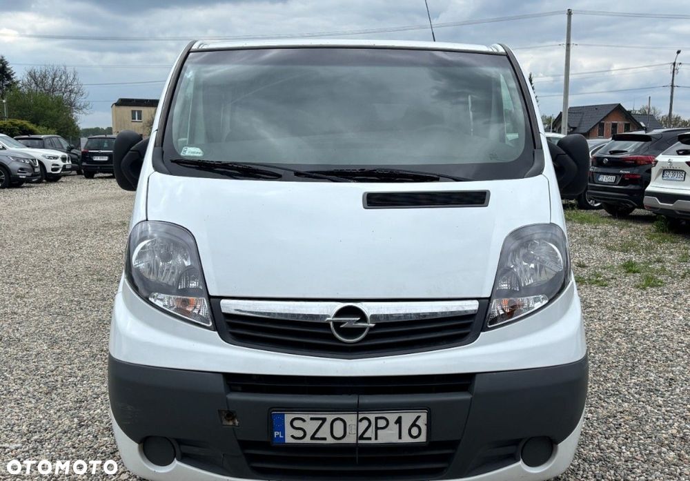 Opel Vivaro - 8
