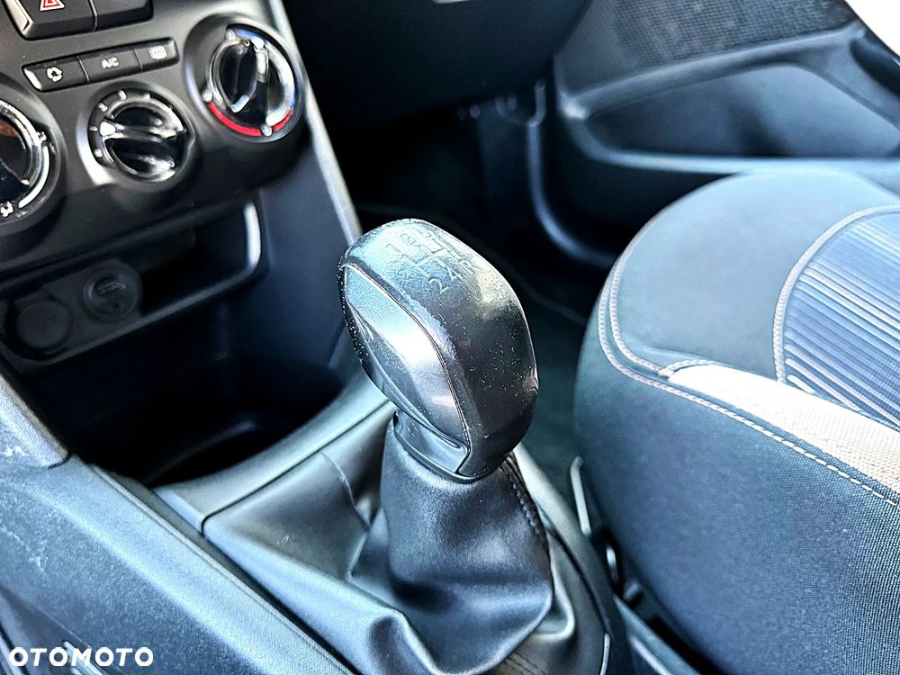 Peugeot 208 e-HDi 92 Stop&Start Style - 36