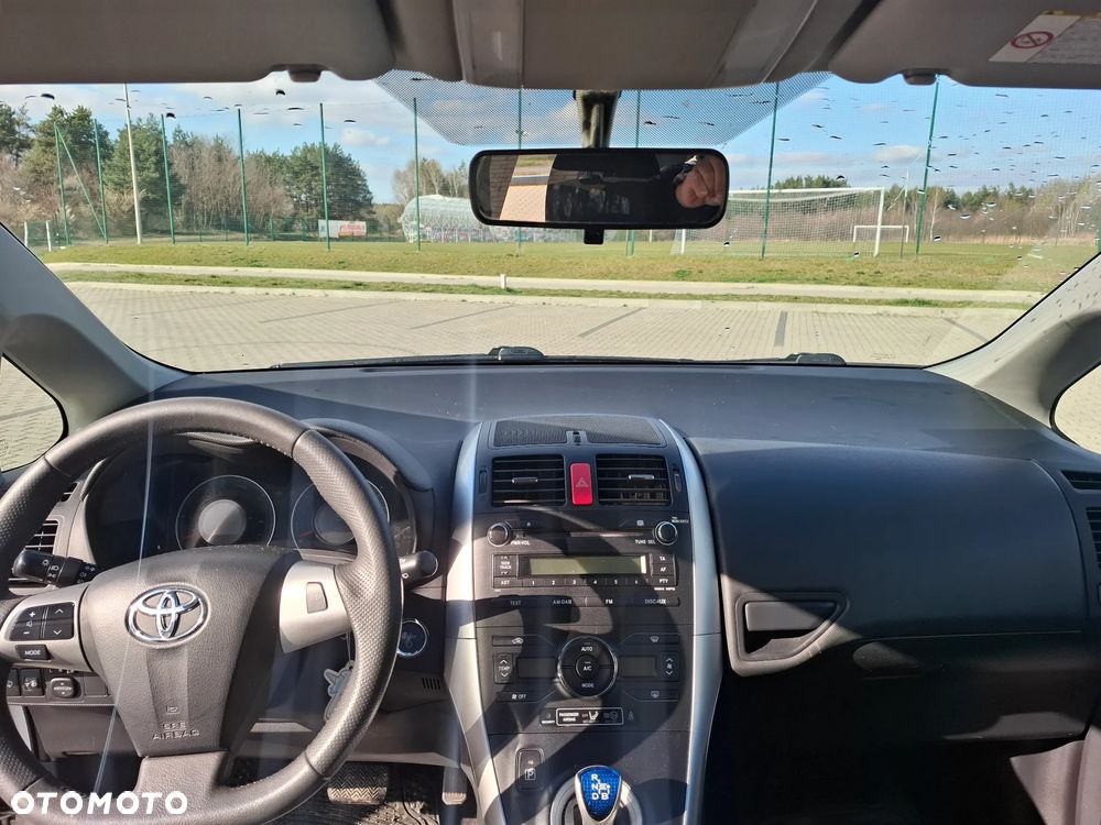 Toyota Auris - 14