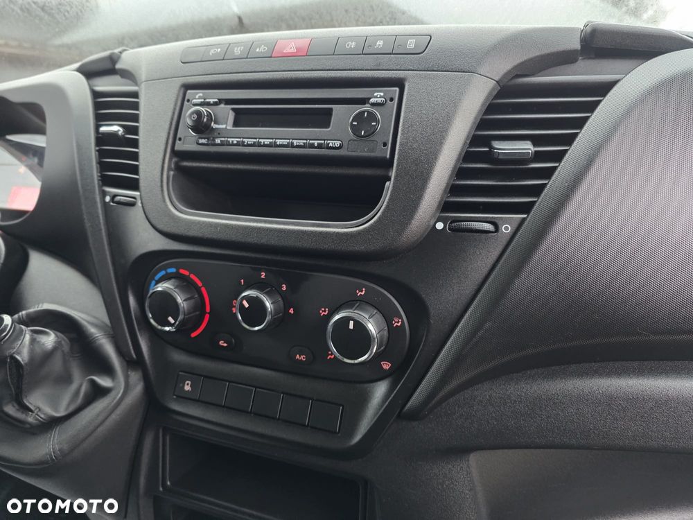 Iveco 35c14 Kontener+Chłodnia - 10