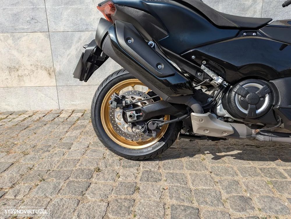 Yamaha TMAX Tech Max - 6