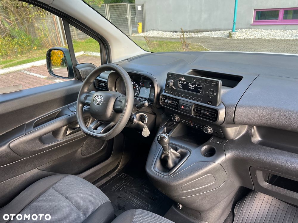 Toyota Proace City - 21