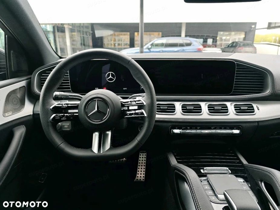 Mercedes-Benz GLE - 10