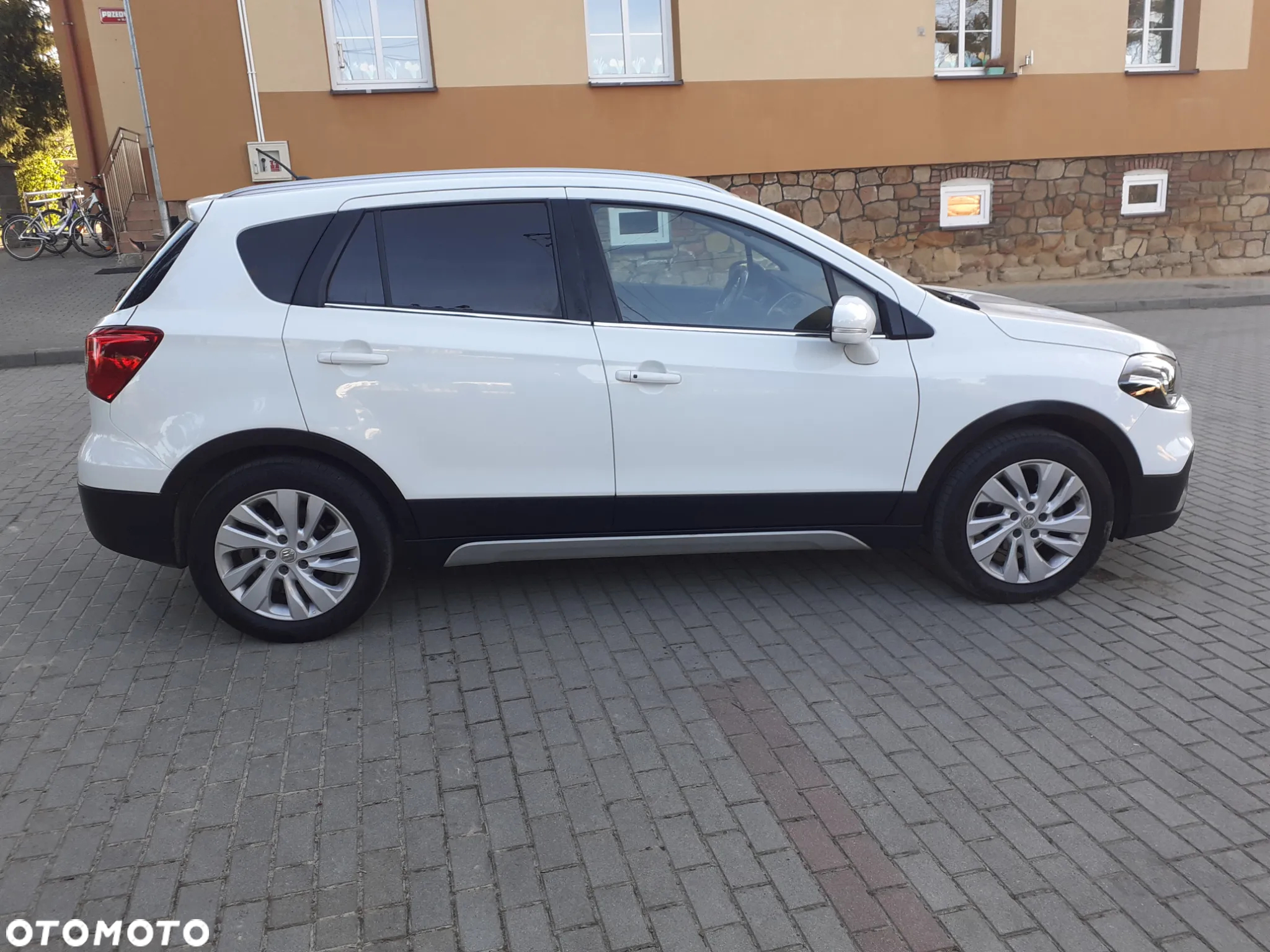 Suzuki SX4 S-Cross 1.4 T Premium 4WD - 10