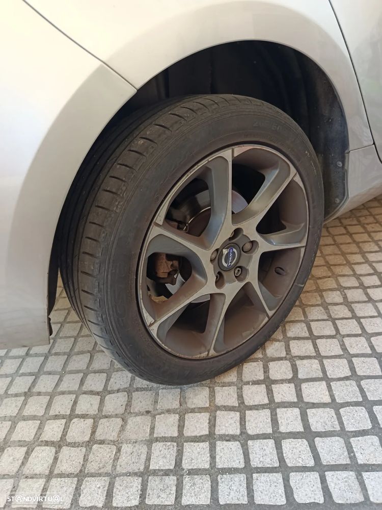 Volvo V40 2.0 D2 VOR - 16