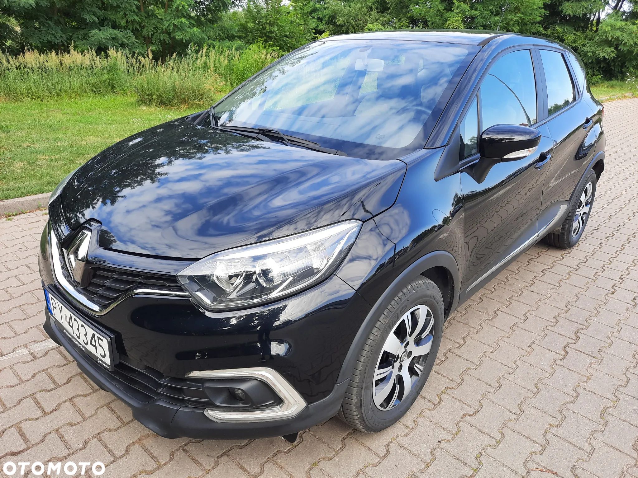 Renault Captur - 1