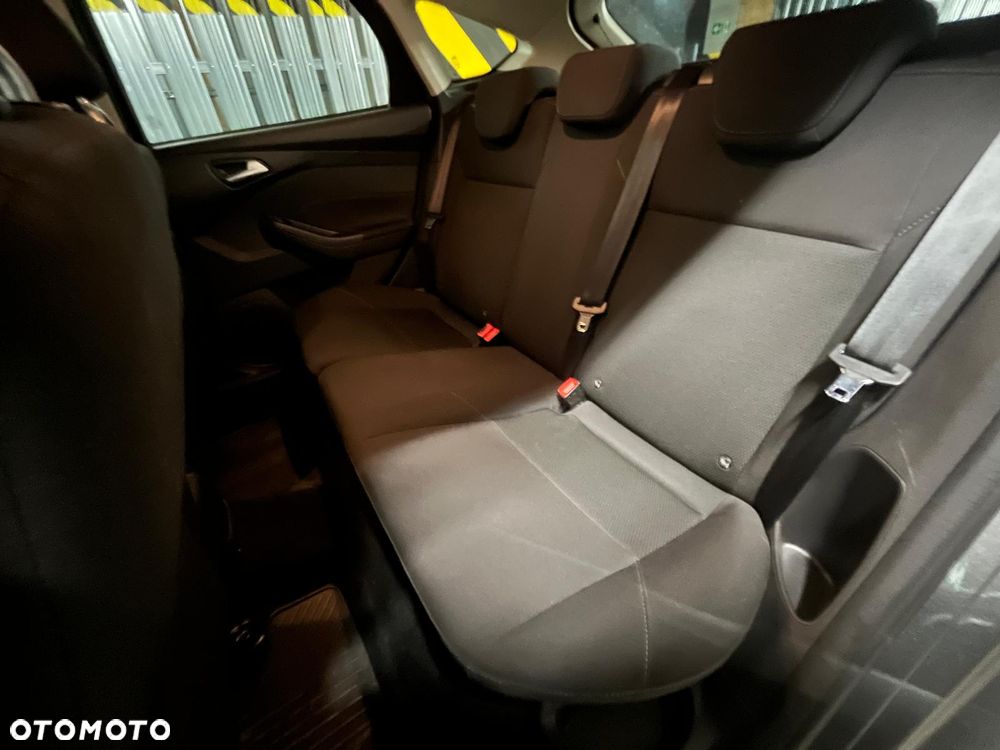 Ford Focus 1.5 EcoBoost Titanium ASS - 8