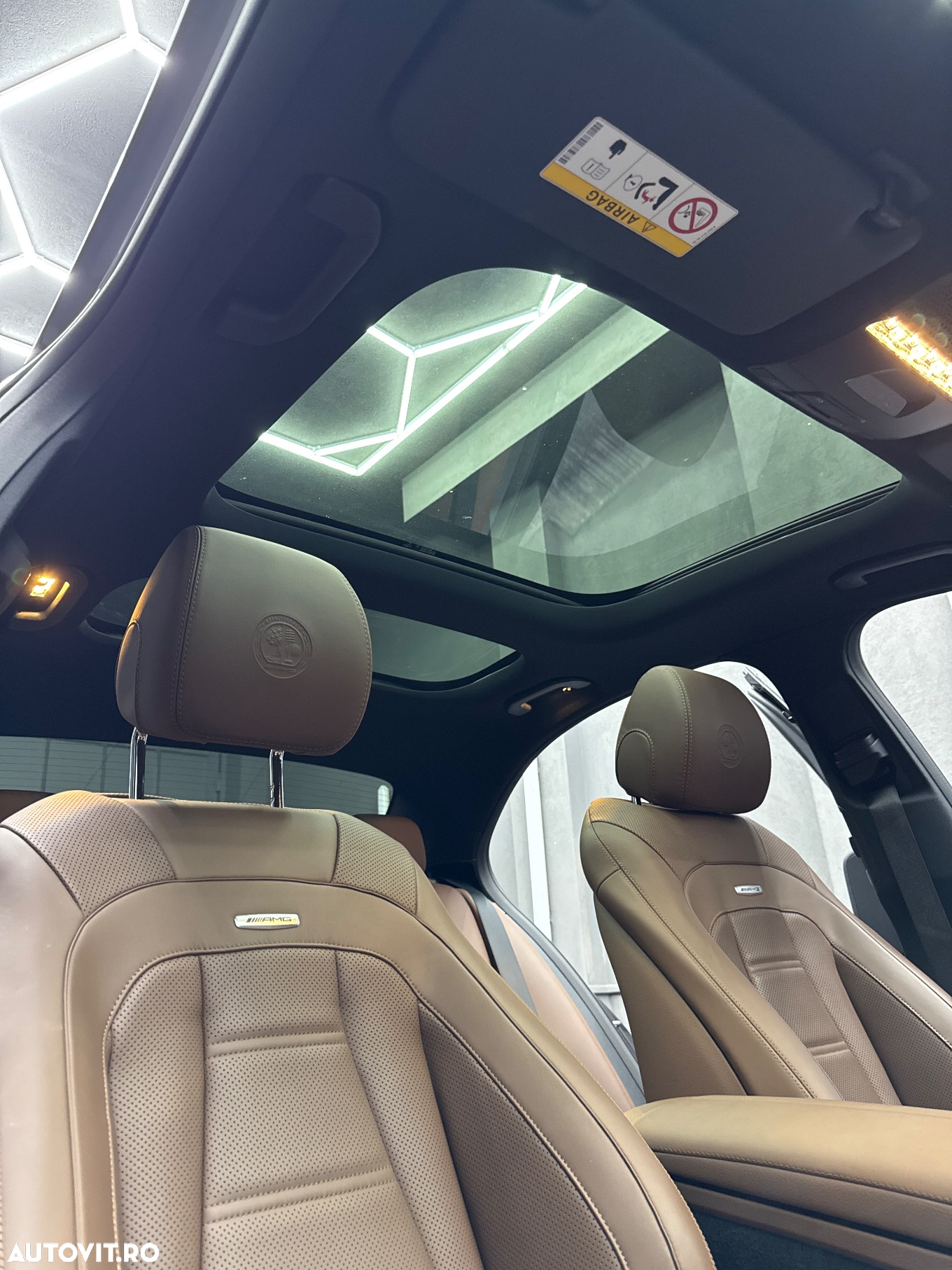 Mercedes-Benz E AMG 63 S 4MATIC - 21