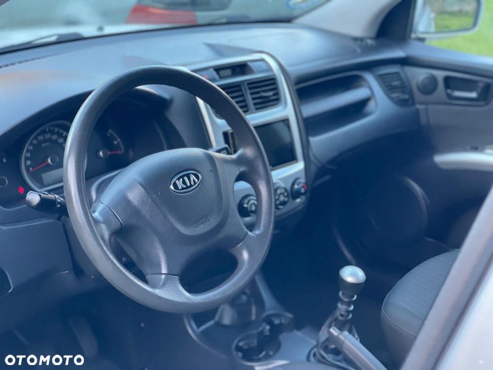 Kia Sportage 2.0 d Freedom 2WD - 14