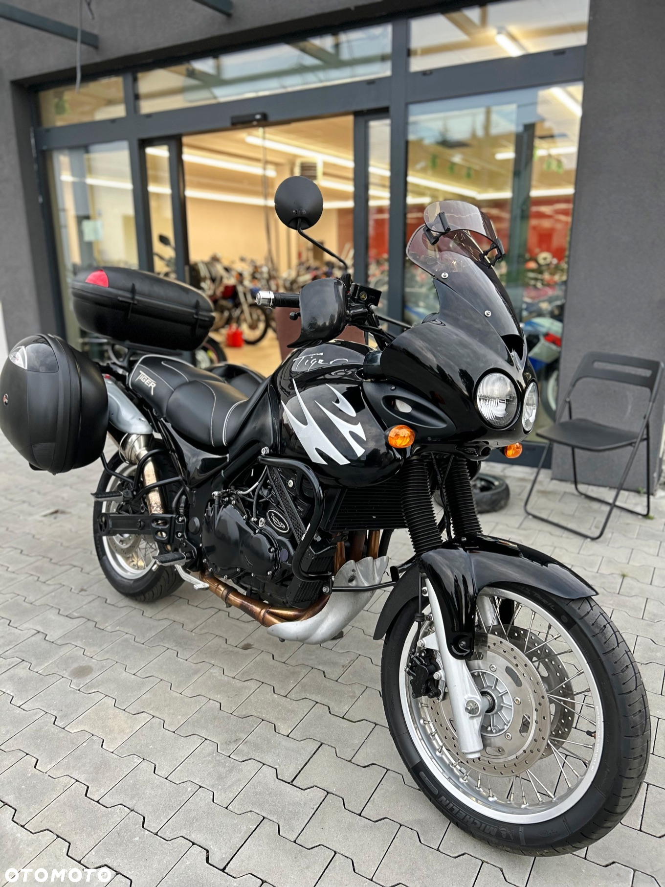Triumph Tiger - 9
