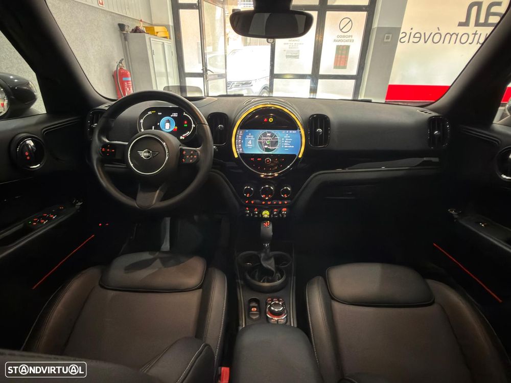 MINI Countryman - 25