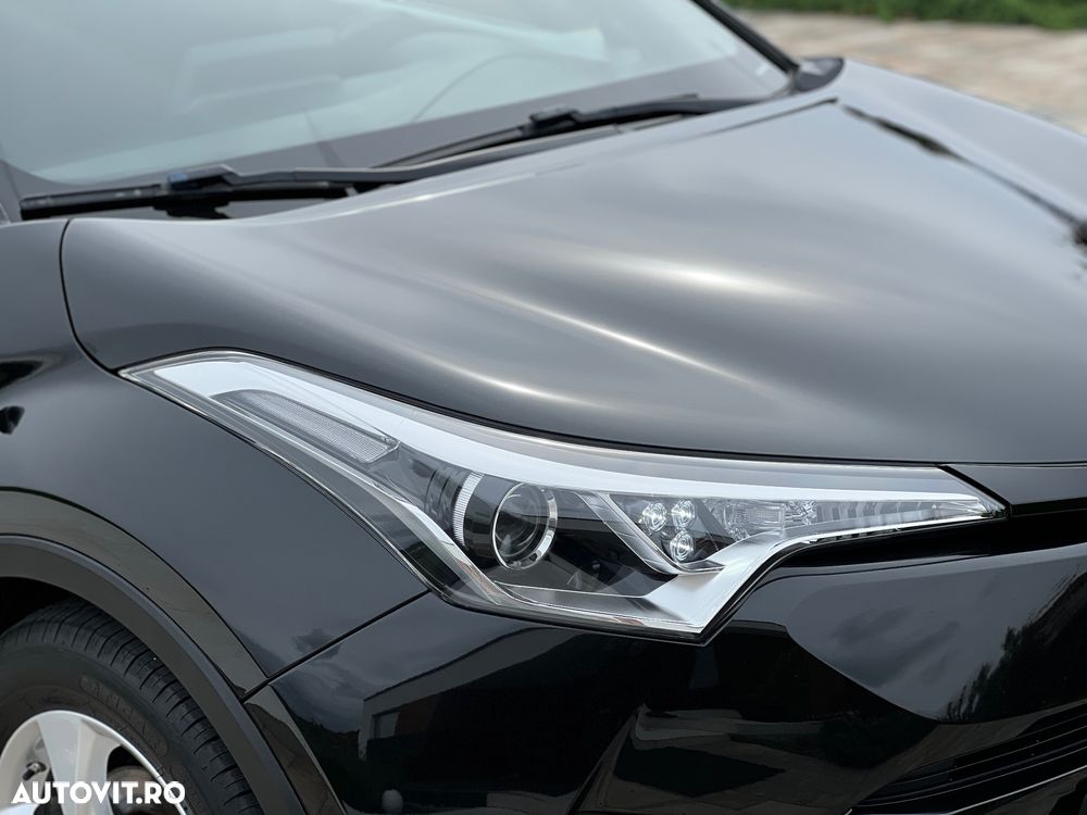 Toyota C-HR 1.8 HSD 122 CP 4x2 CVT Style - 13