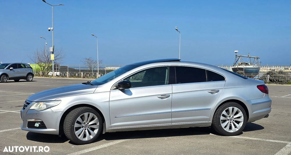 Volkswagen Passat CC - 10