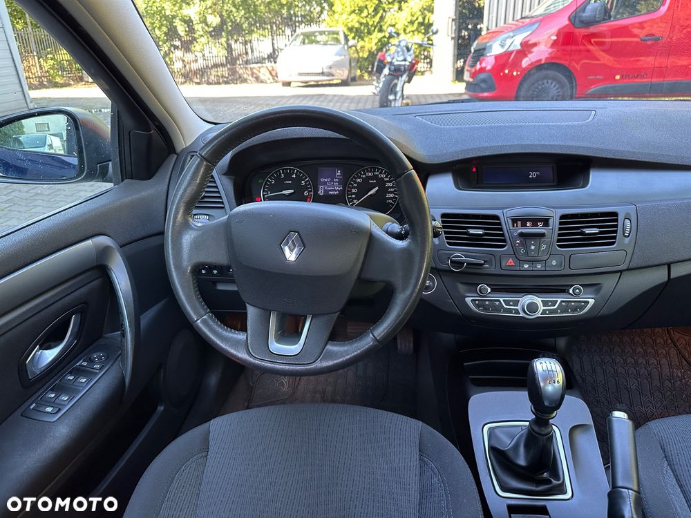 Renault Laguna 1.6 16V 110 Expression - 22