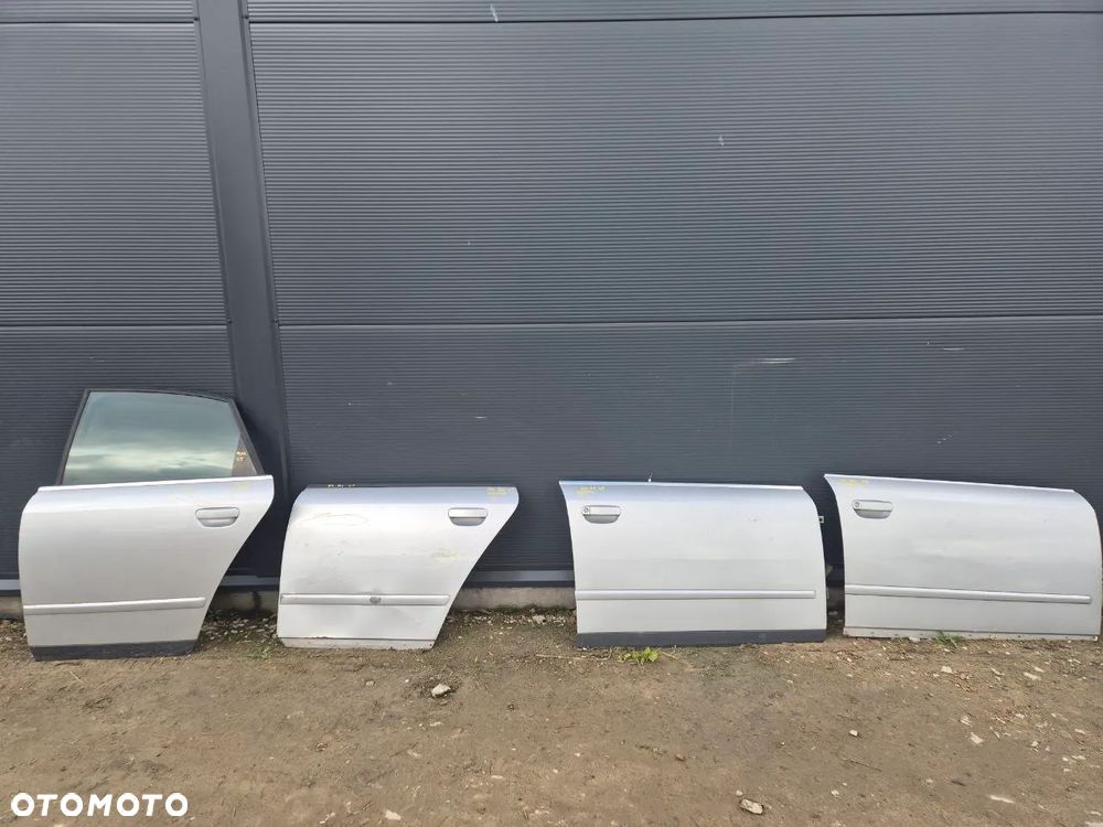 DRZWI AUDI A4 B6 - 1