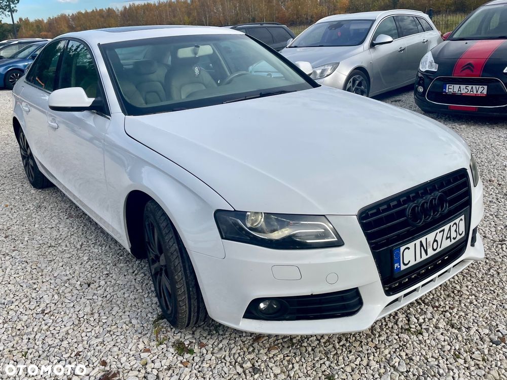 Audi A4 Limousine - 5