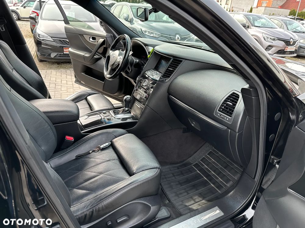 Infiniti FX - 24