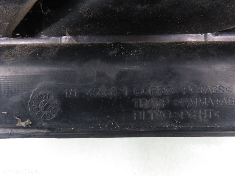 LAMPA PRAWA TYLNA FIAT GRANDE PUNTO 453691 - 4