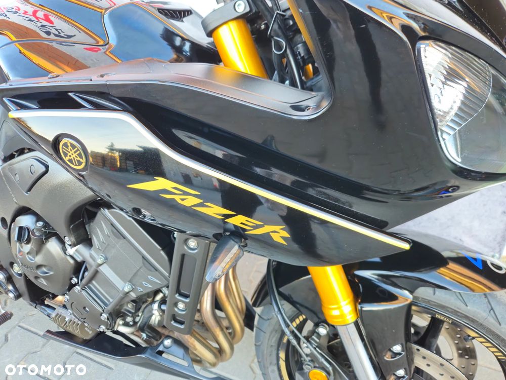 Yamaha FZ8 - 17