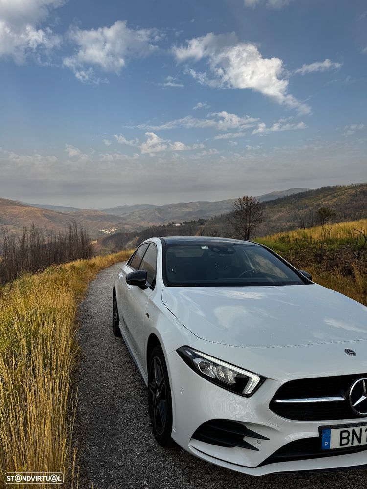 Mercedes-Benz A 250 Limousine e 8G-DCT AMG Line - 3