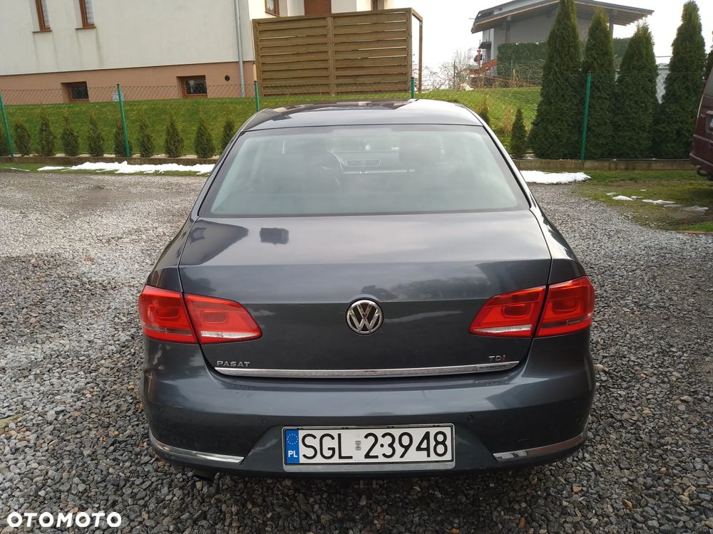 Volkswagen Passat 1.6 TDI DPF BlueMot Highline - 7