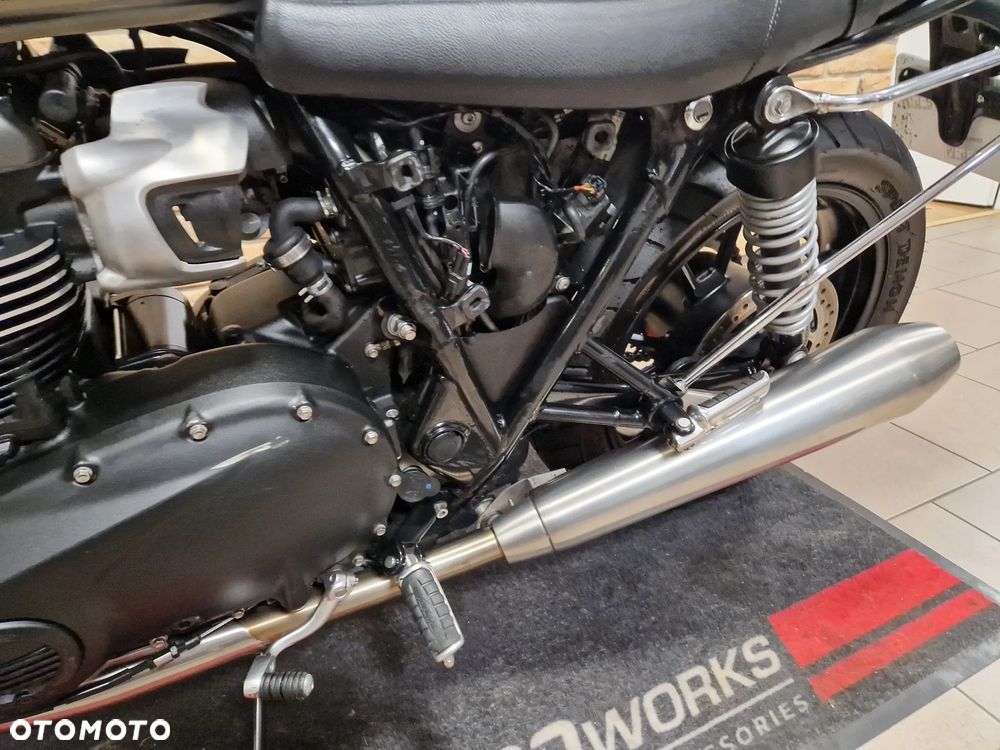 Triumph Street Twin - 23
