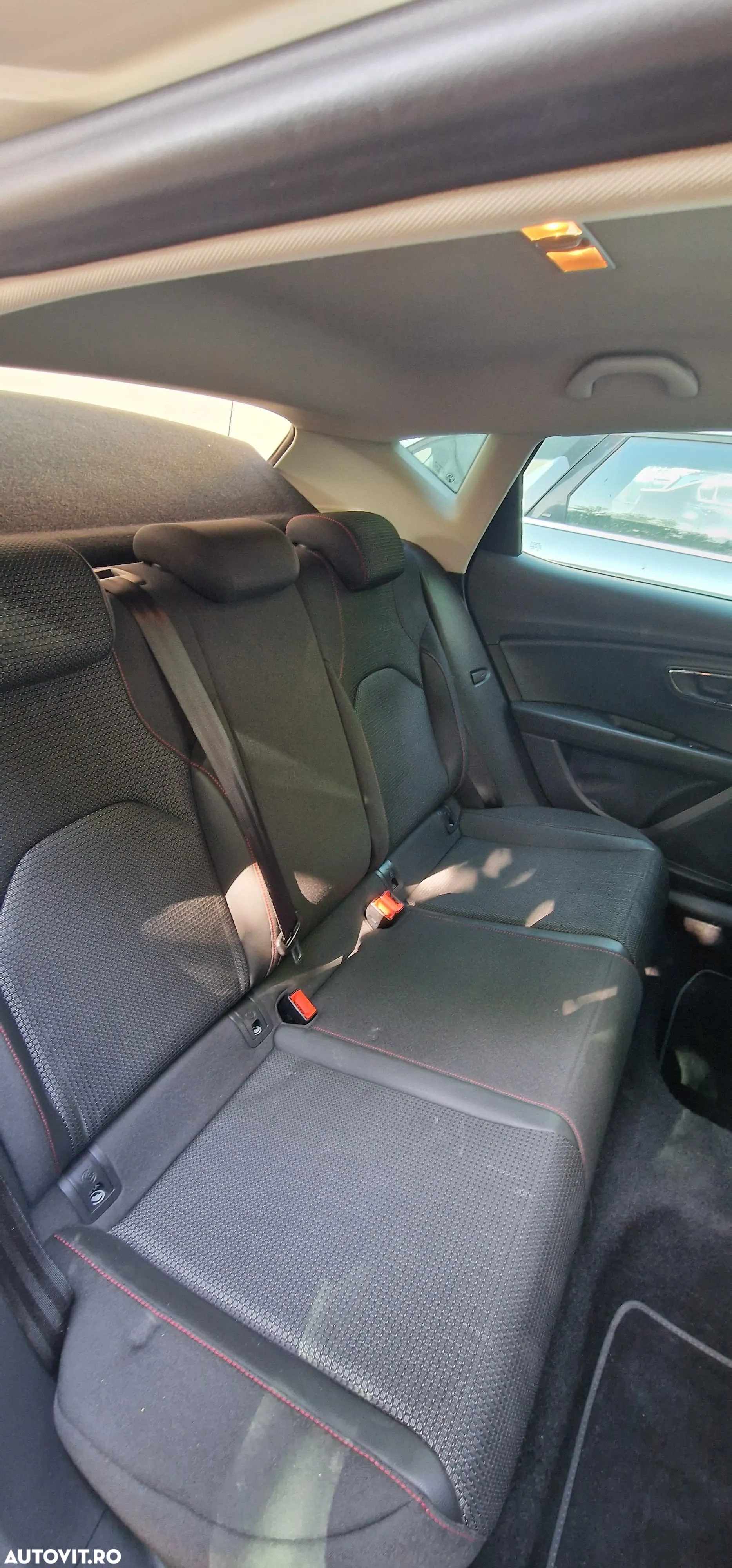 Seat Leon 2.0 TDI DPF DSG FR - 33