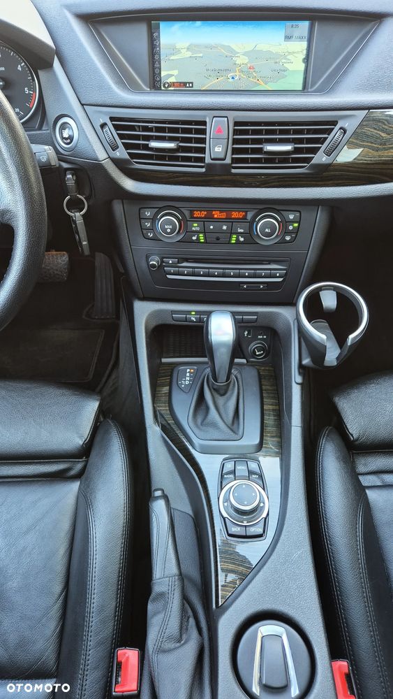 BMW X1 xDrive23d - 13
