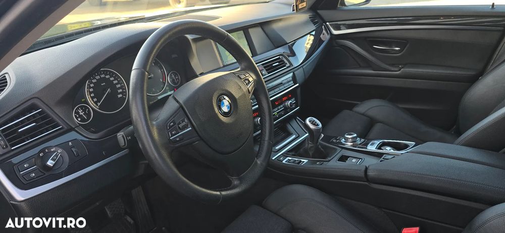 BMW Seria 5 520d Luxury Line - 14