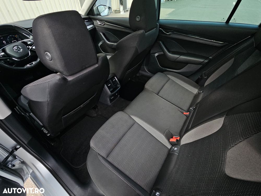 Skoda Octavia 1.0 TSI DSG Mild Hybrid Ambition - 14