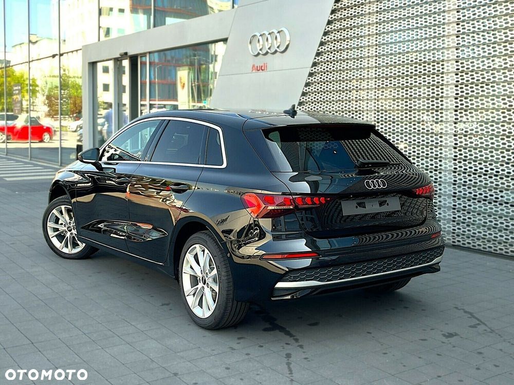 Audi A3 Sportback - 11