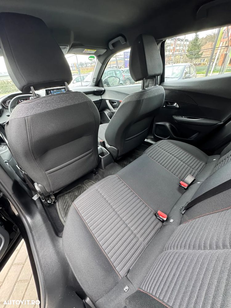 Peugeot 2008 1.2 PureTech BVM6 STT Active Pack - 17