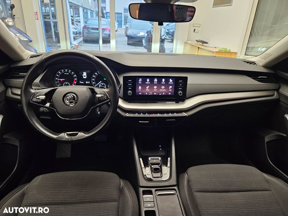 Skoda Octavia 2.0 TDI DSG Ambition - 13