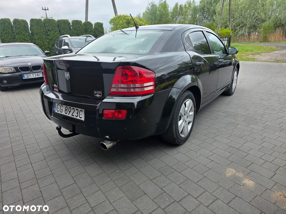 Dodge Avenger 2.0 CRD SXT - 8