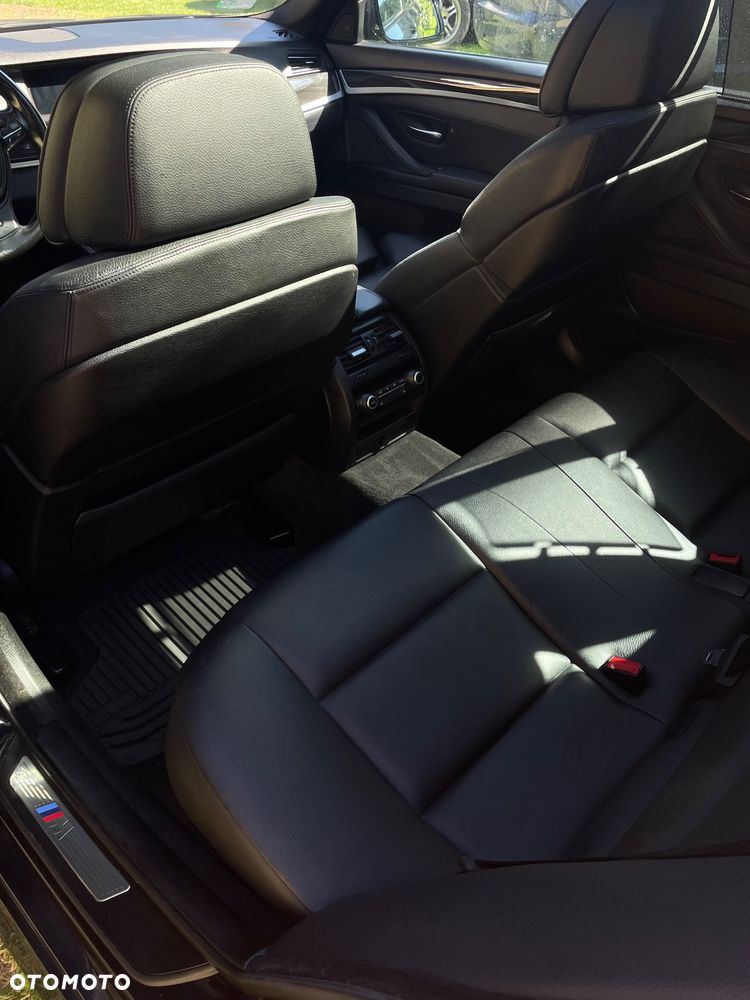 BMW Seria 5 535d xDrive - 10