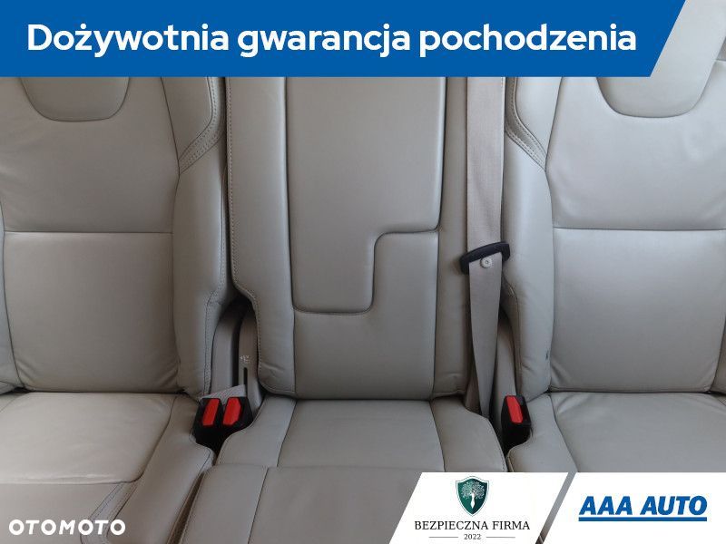 Volvo XC 90 - 12