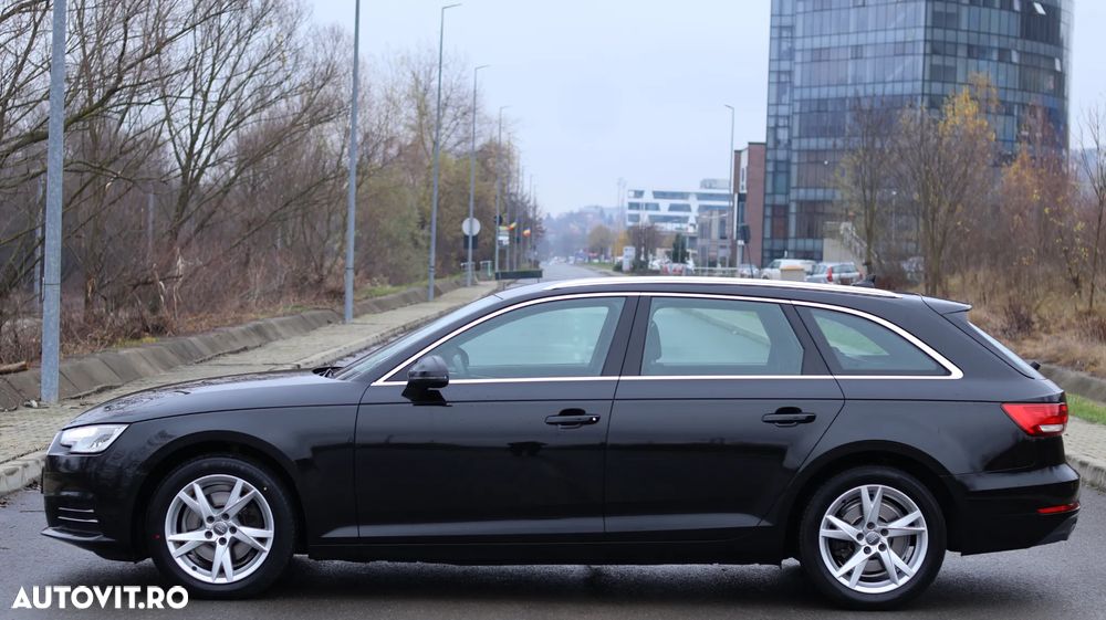 Audi A4 Avant 2.0 TDI S tronic Sport - 31