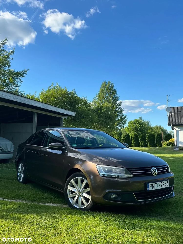 Volkswagen Jetta 1.4 TSI DSG Highline - 1