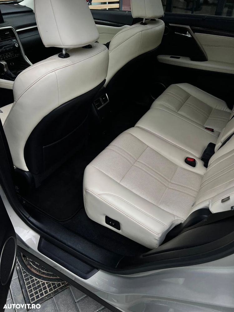 Lexus Seria RX 450h Aut. Luxury - 14